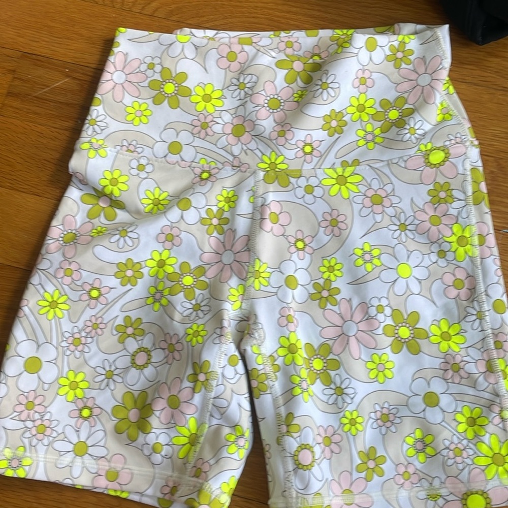 fabletics floral shorts